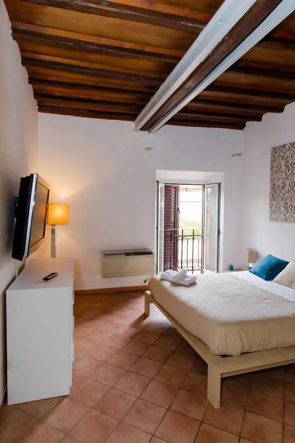 Pantheon Charming 2-Bed Apartment In Heart Of 로마 0*,  이탈리아